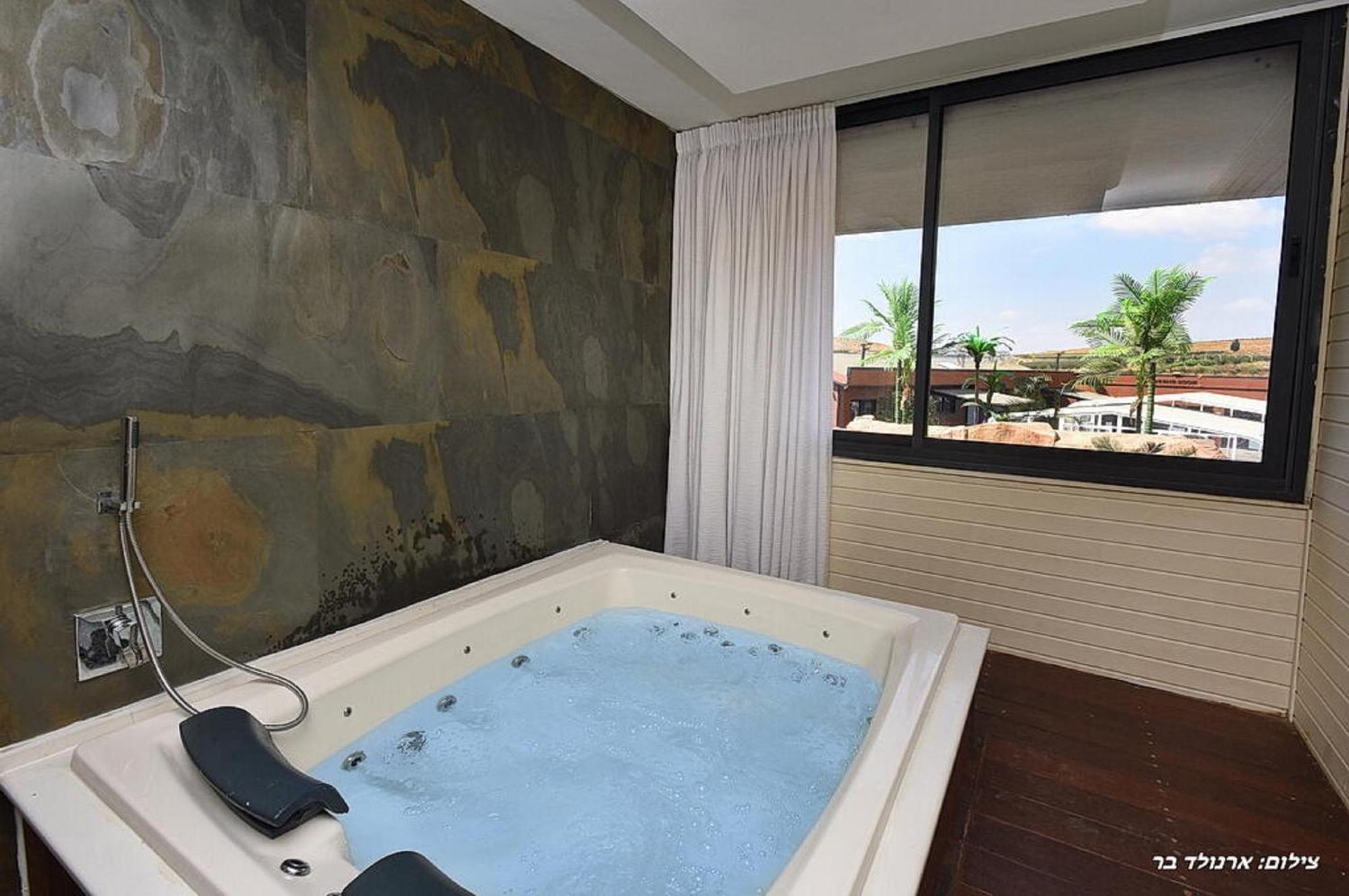 Hotel אוטופיה בצפון - מתחם אירוח מפואר Shahar Exterior foto